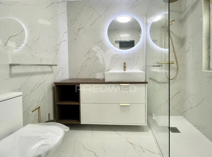 Apartamento T2 para Venda em Quarteira Foto 4