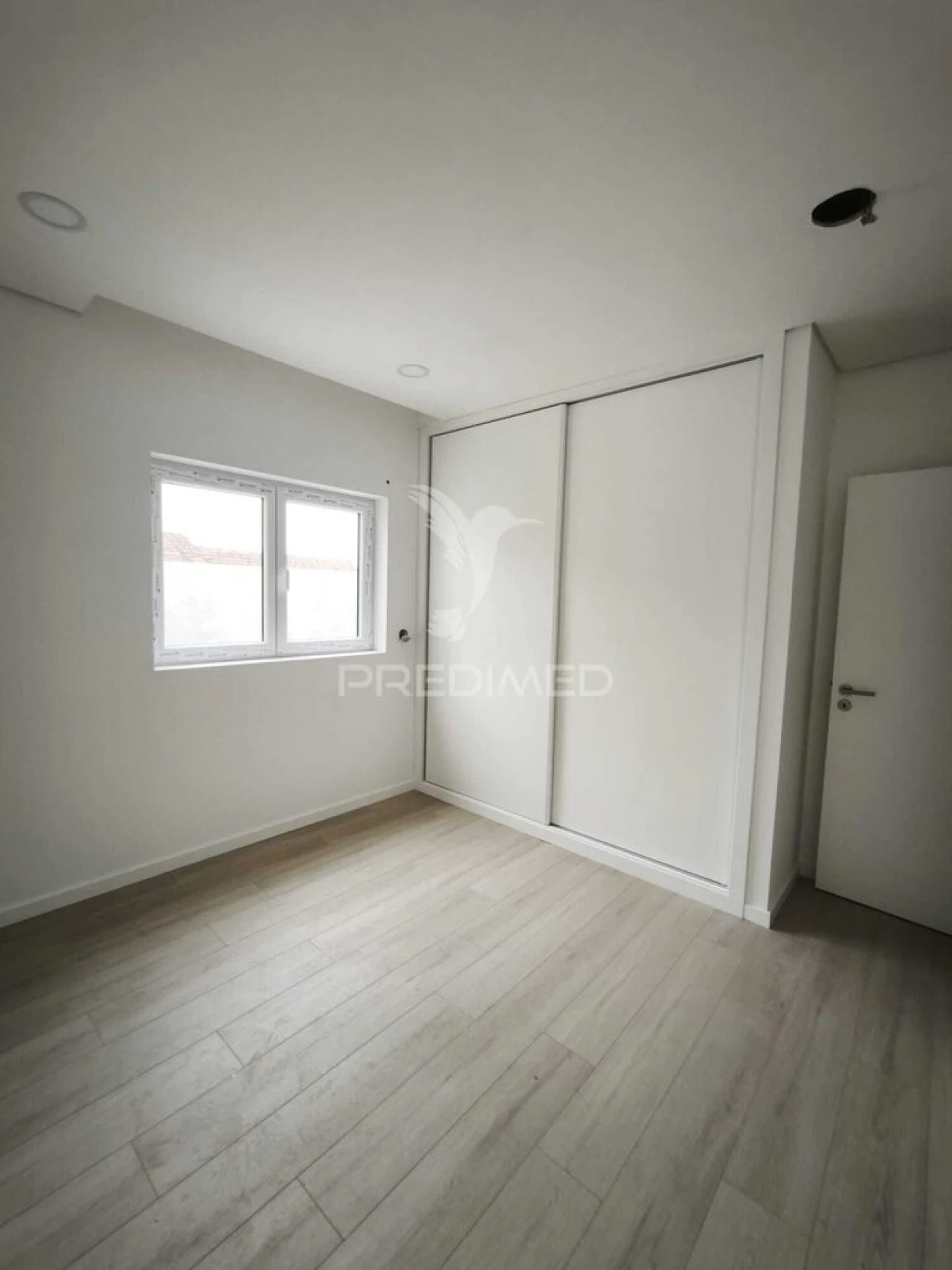 Moradia T2 para Venda em Eixo e Eirol Foto 9