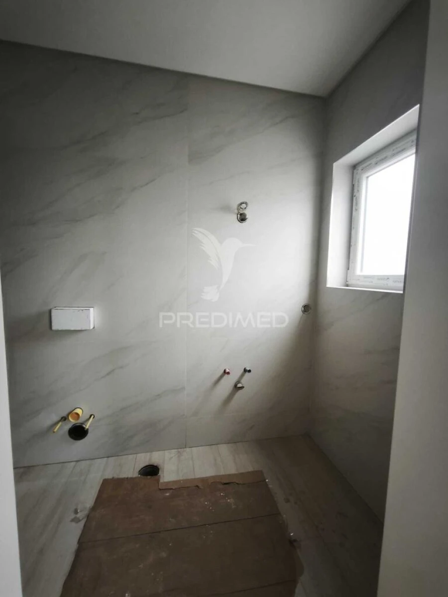 Moradia T2 para Venda em Eixo e Eirol Foto 12