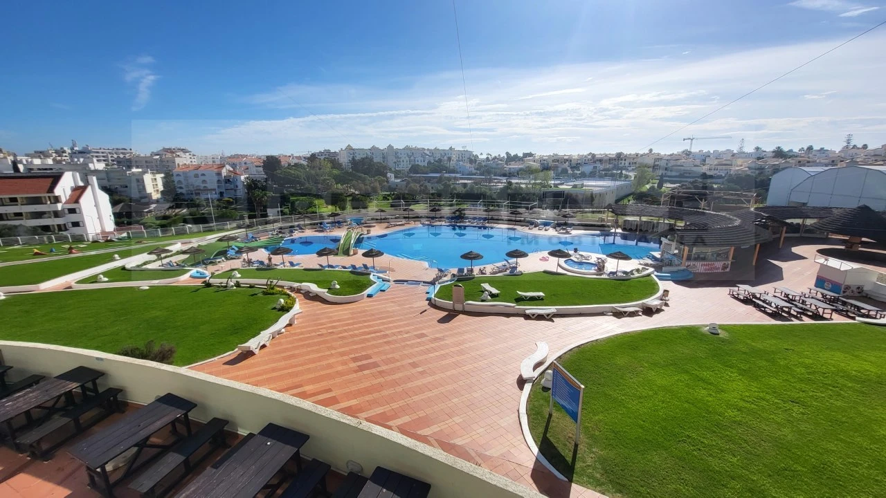 Apartamento T1 para Venda em Albufeira e Olhos de Água Foto 20