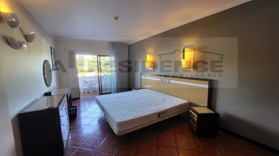 Apartamento T1 para Venda em Albufeira e Olhos de Água Foto 14