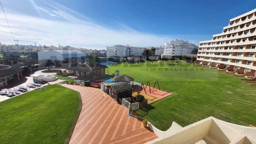 Apartamento T1 para Venda em Albufeira e Olhos de Água Foto 22