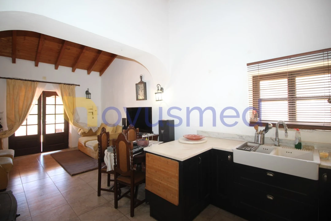 Moradia T3 para Venda em São Bartolomeu de Messines Foto 15