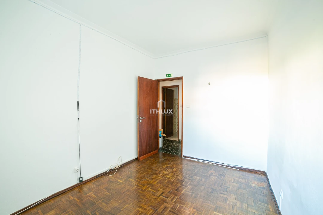 Apartamento T4 para Arrendamento em Assunção, Ajuda, Salvador e Santo Ildefonso Foto 9