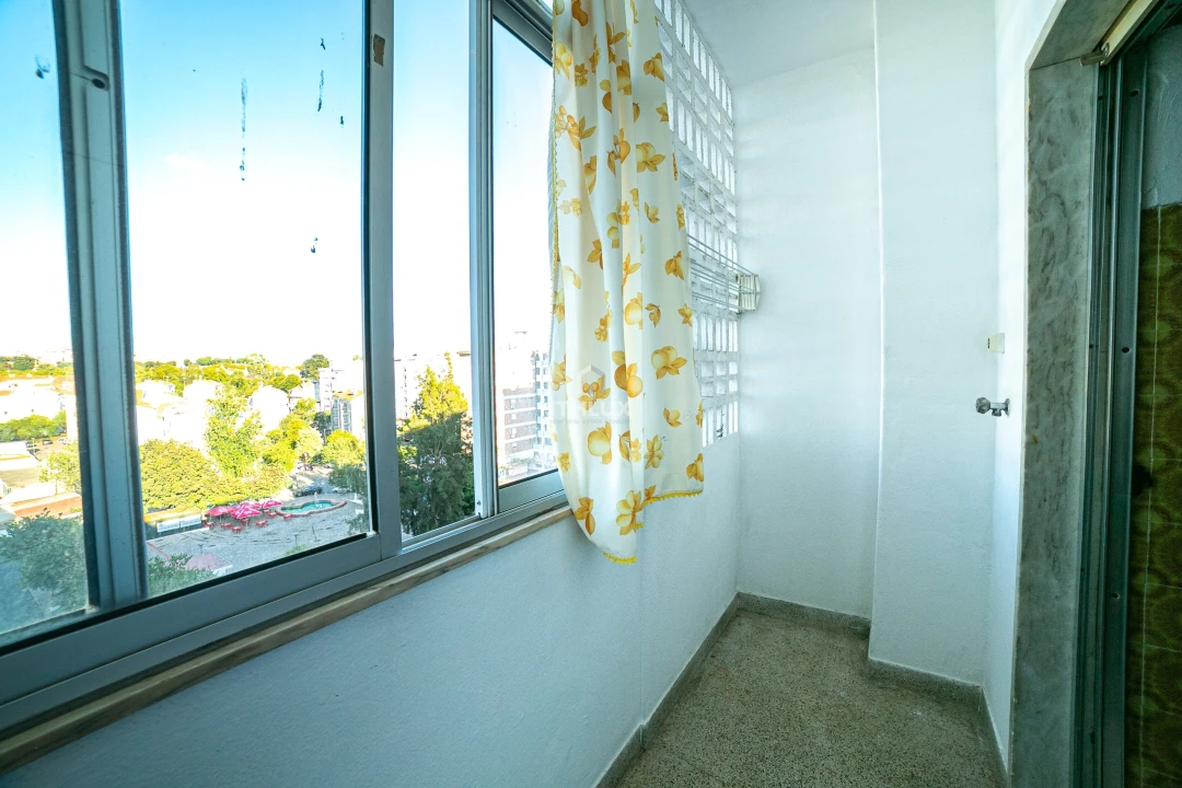 Apartamento T4 para Arrendamento em Assunção, Ajuda, Salvador e Santo Ildefonso Foto 12