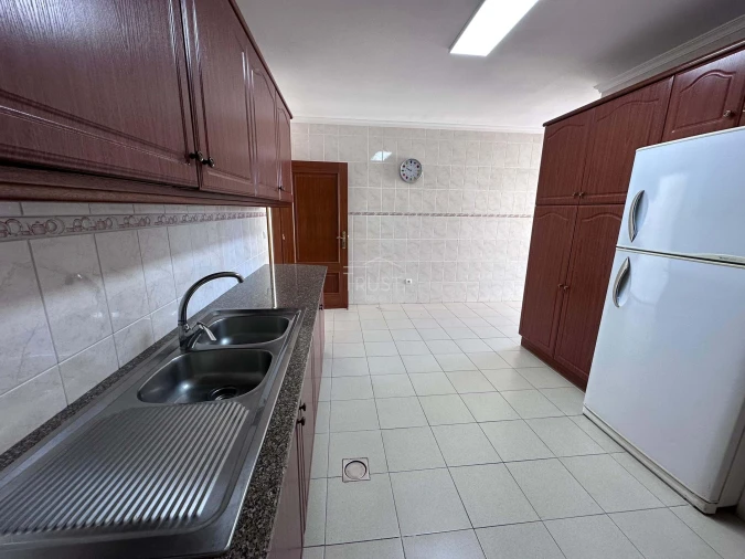 Apartamento T3 para Venda em Caniço Foto 14