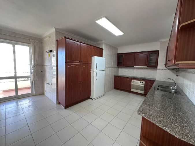 Apartamento T3 para Venda em Caniço Foto 13
