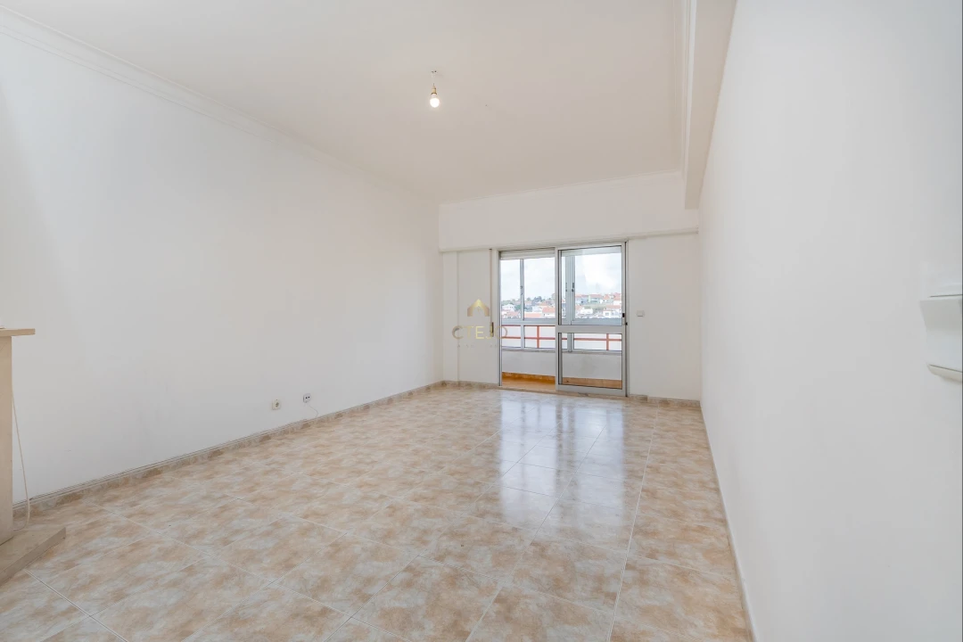 Apartamento T2 para Venda em Santa Iria de Azoia, São João da Talha e Bobadela Foto 5