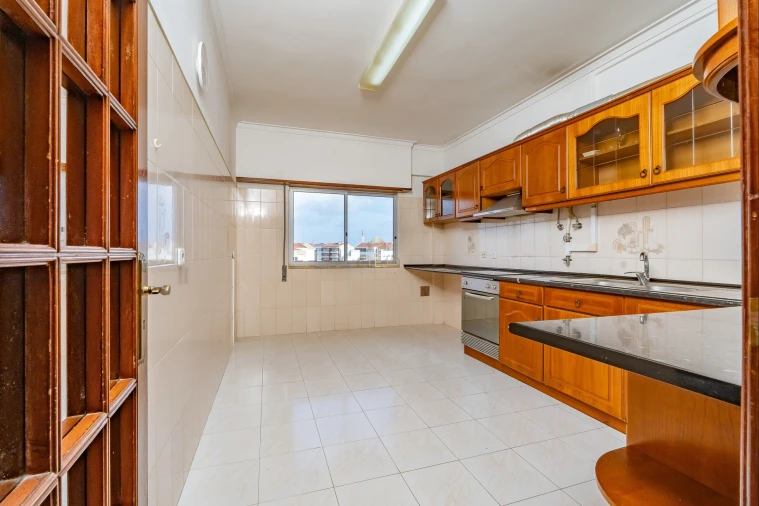 Apartamento T2 para Venda em Santa Iria de Azoia, São João da Talha e Bobadela Foto 17