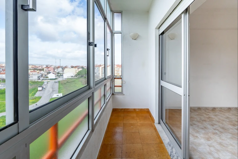 Apartamento T2 para Venda em Santa Iria de Azoia, São João da Talha e Bobadela Foto 9