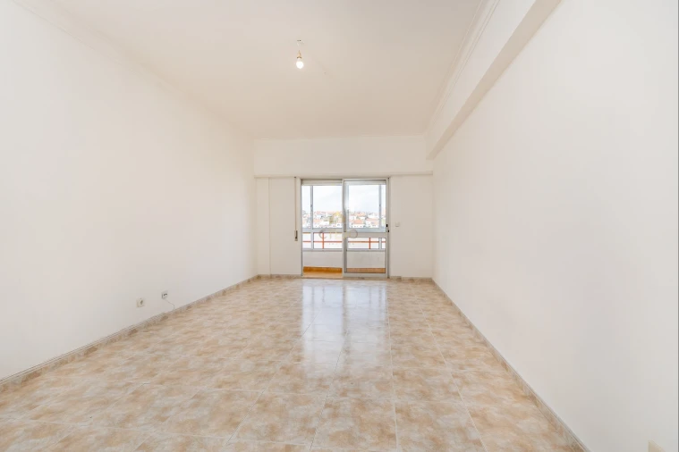 Apartamento T2 para Venda em Santa Iria de Azoia, São João da Talha e Bobadela Foto 4