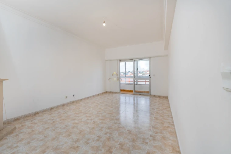 Apartamento T2 para Venda em Santa Iria de Azoia, São João da Talha e Bobadela Foto 5