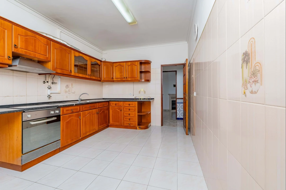 Apartamento T2 para Venda em Santa Iria de Azoia, São João da Talha e Bobadela Foto 19