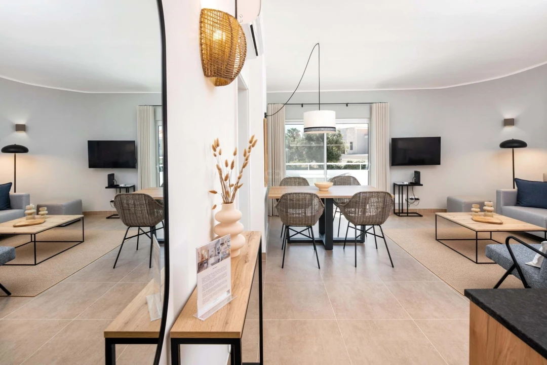 Apartamento T1 para Venda em Lagoa e Carvoeiro Foto 3