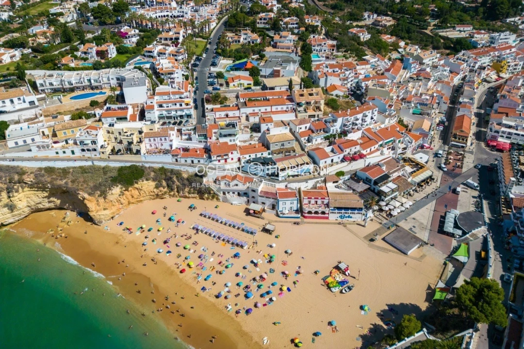 Moradia T4 para Venda em Lagoa e Carvoeiro Foto 4