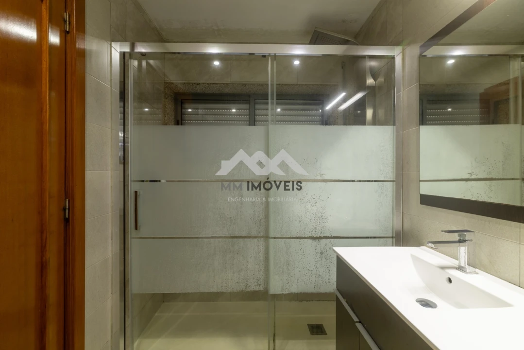 Apartamento T3 para Venda em Aguas Santas Foto 25