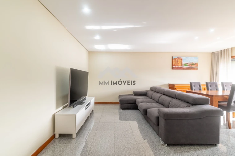 Apartamento T3 para Venda em Aguas Santas Foto 11