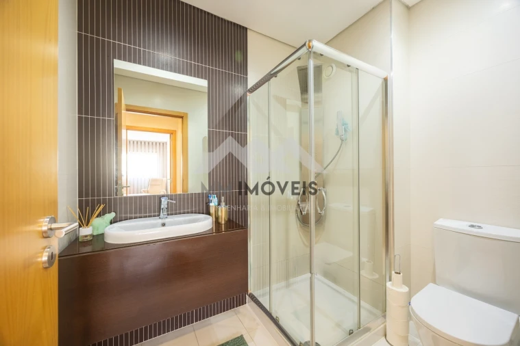 Apartamento T2 para Venda em Rio Tinto Foto 20