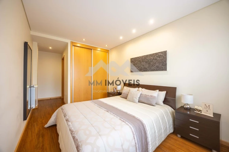 Apartamento T2 para Venda em Rio Tinto Foto 7