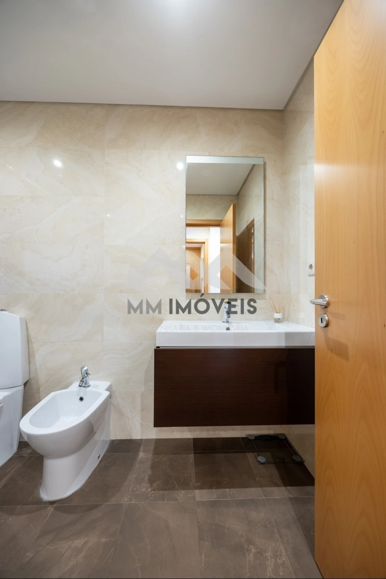 Apartamento T2 para Venda em Rio Tinto Foto 29