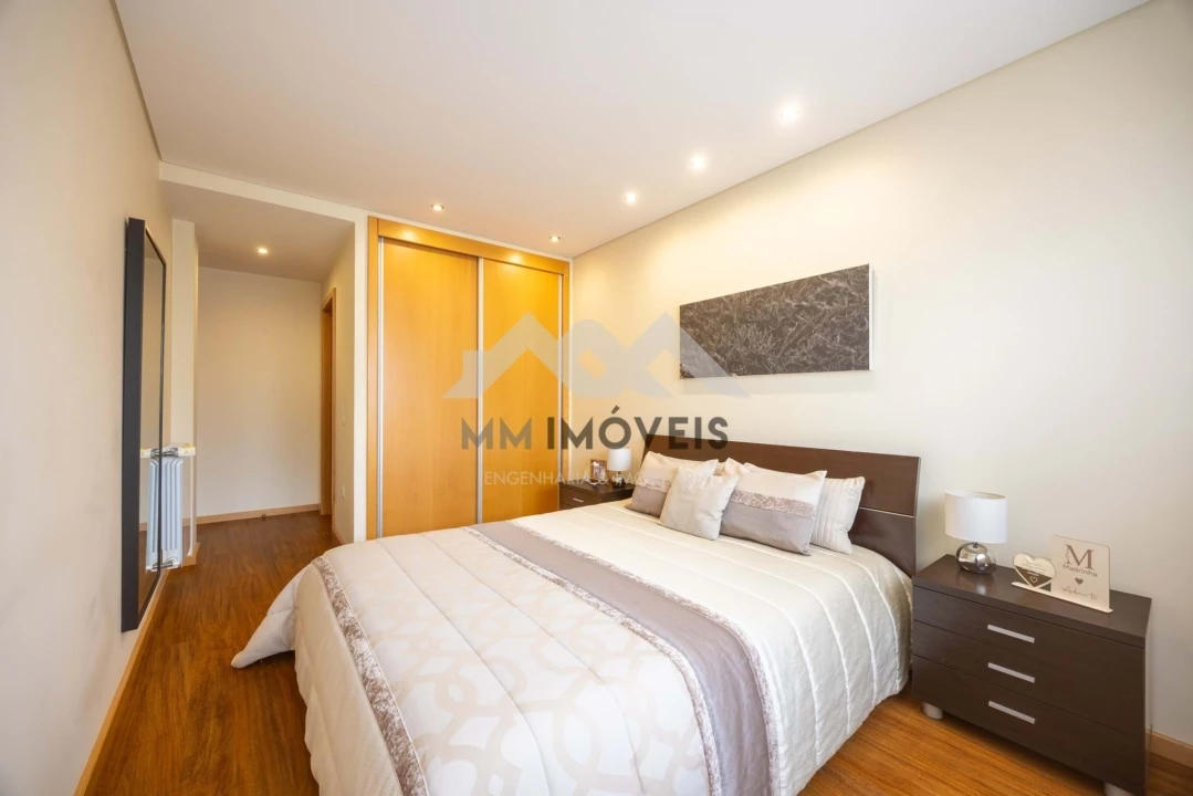 Apartamento T2 para Venda em Rio Tinto Foto 7