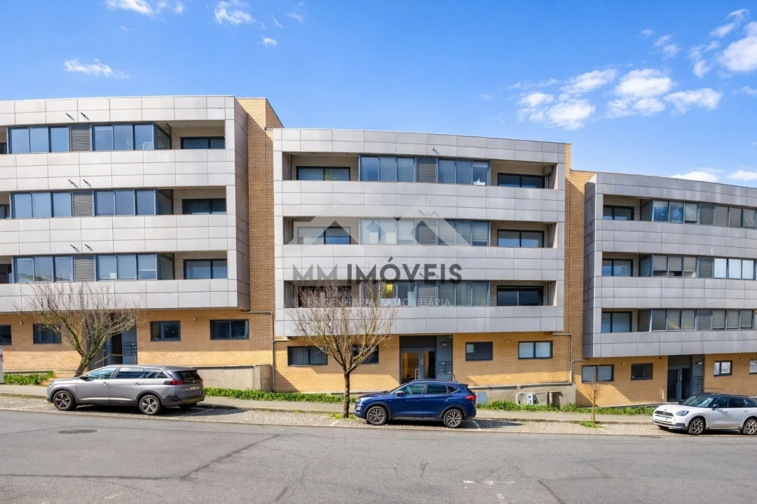 Apartamento T2 para Venda em Rio Tinto Foto 8