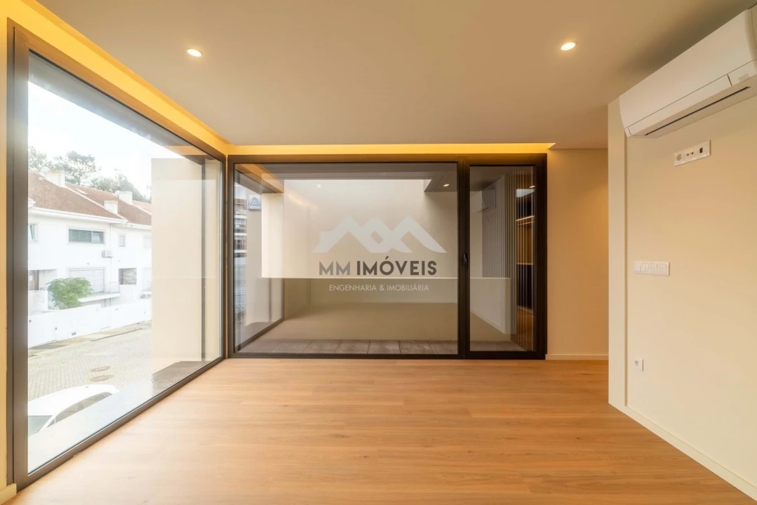 Moradia T3 para Venda em Fânzeres e São Pedro da Cova Foto 12