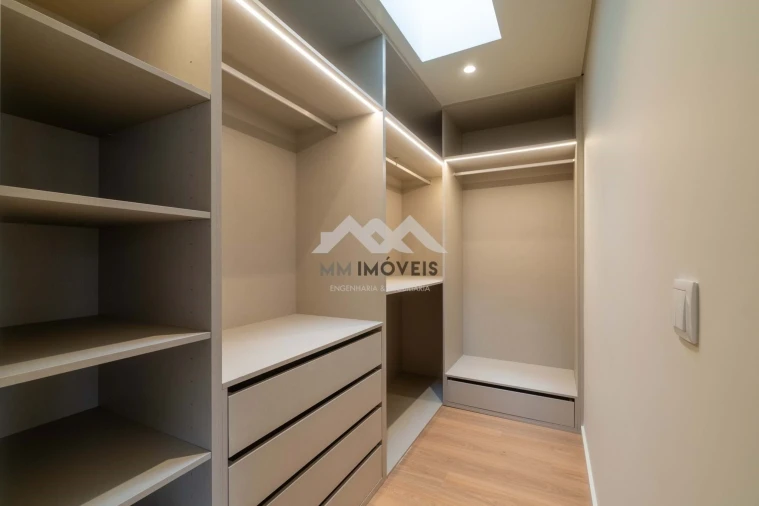 Moradia T3 para Venda em Fânzeres e São Pedro da Cova Foto 8