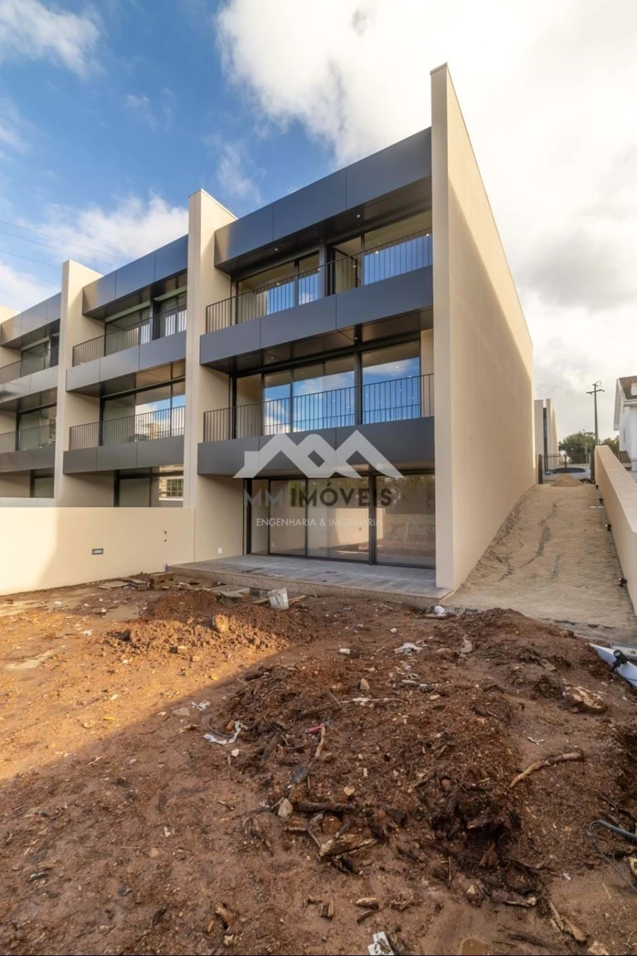 Moradia T3 para Venda em Fânzeres e São Pedro da Cova Foto 56