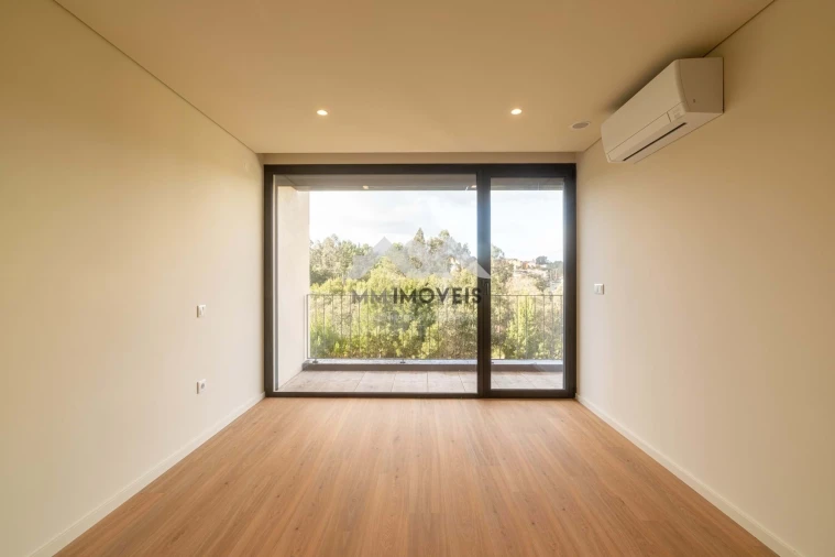 Moradia T3 para Venda em Fânzeres e São Pedro da Cova Foto 21