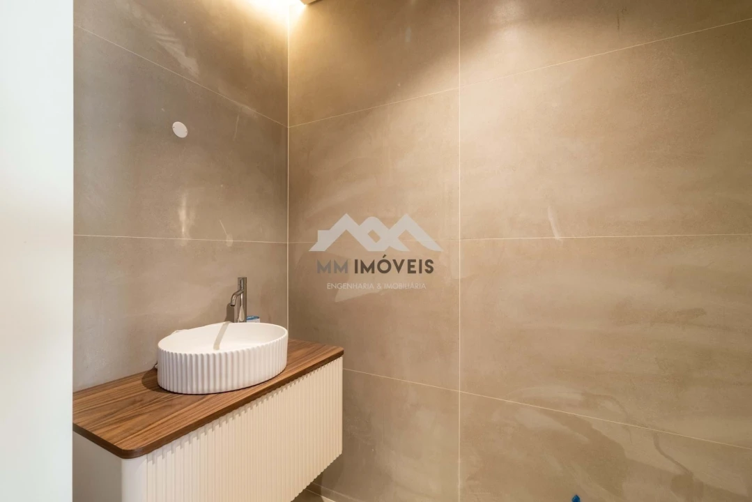 Moradia T3 para Venda em Fânzeres e São Pedro da Cova Foto 54