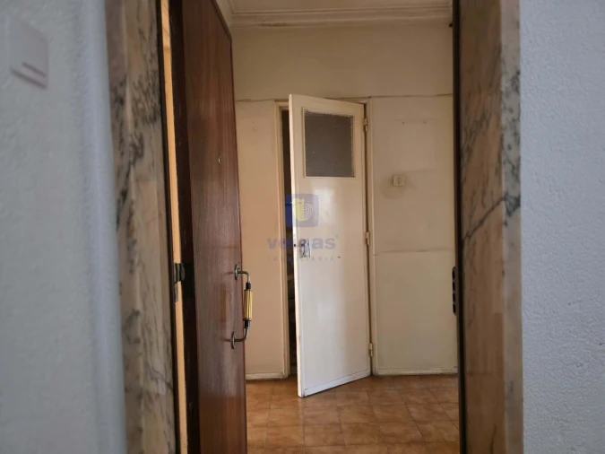 Apartamento T2 para Venda em Benfica Foto 13
