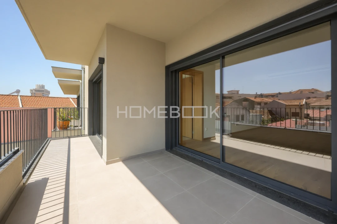 Apartamento T3 para Venda em Glória e Vera Cruz Foto 1