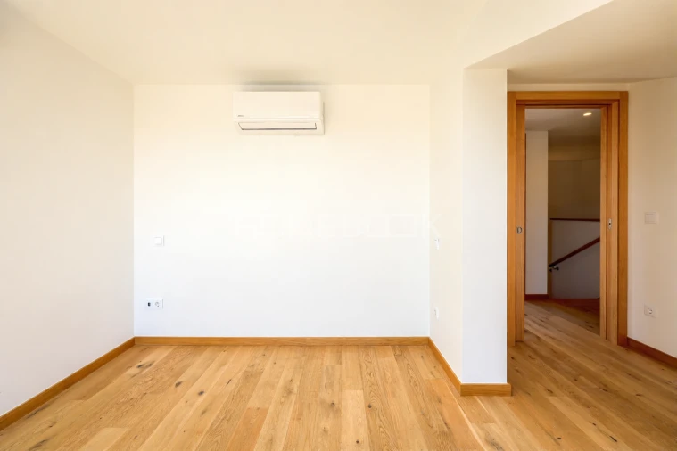 Apartamento T3 para Venda em Glória e Vera Cruz Foto 27