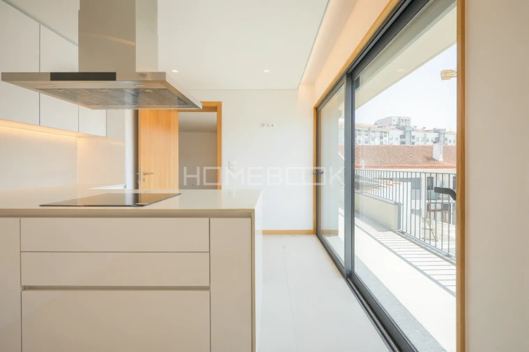 Apartamento T3 para Venda em Glória e Vera Cruz Foto 8