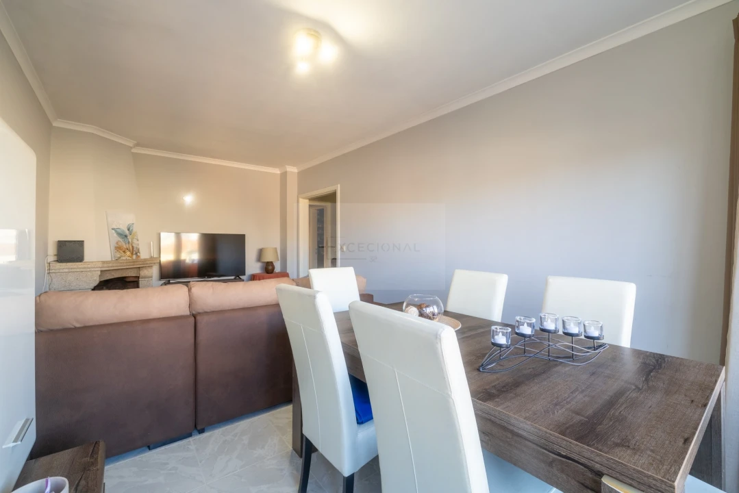 Apartamento T2 para Venda em Rio Tinto Foto 16