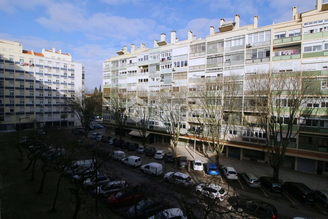 Apartamento T3 para Venda em Benfica Foto 12