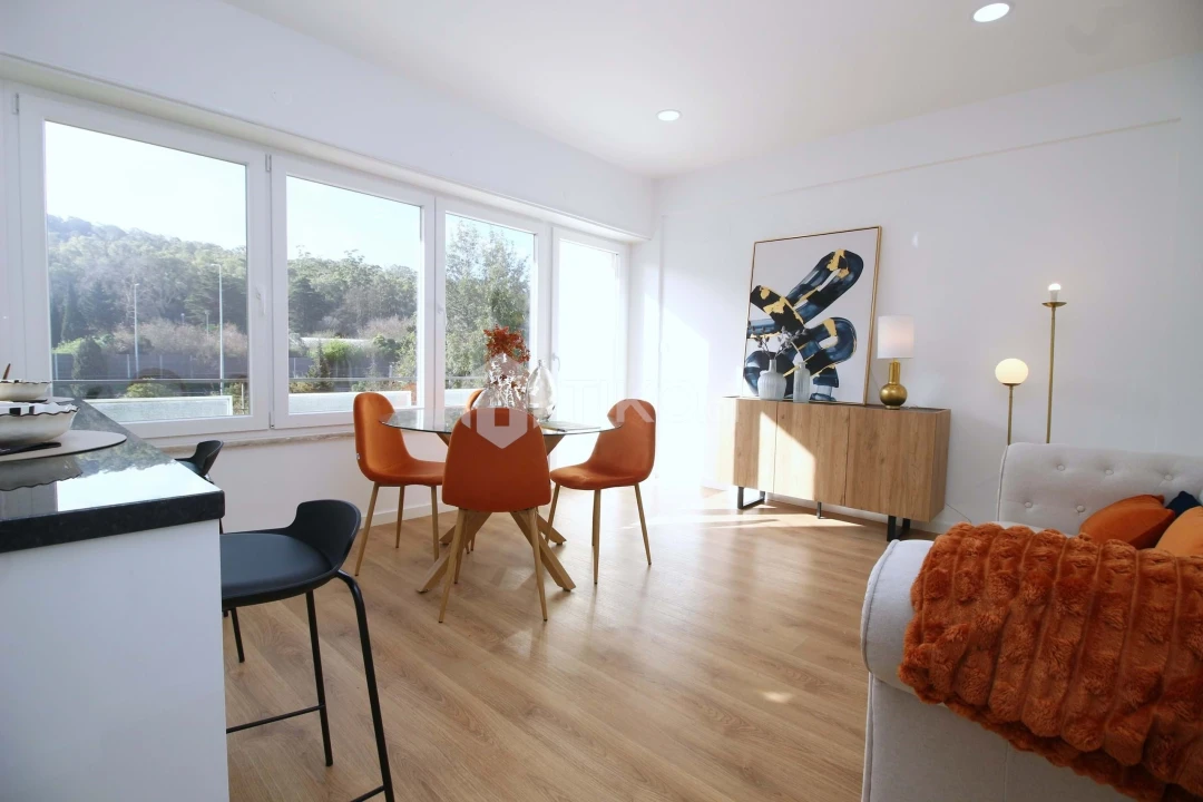 Apartamento T3 para Venda em Benfica Foto 1