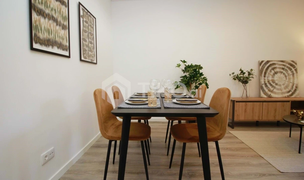 Apartamento T2 para Venda em Benfica Foto 6