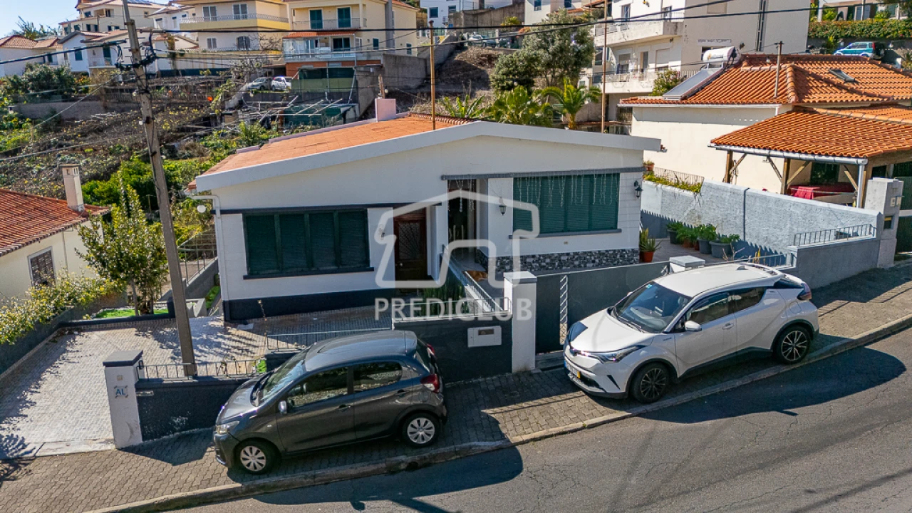 Moradia T4 para Venda em São Roque Foto 28