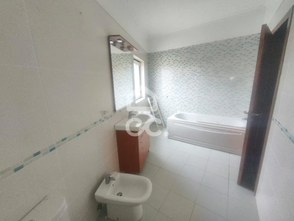 Prédio para Venda em Salvaterra de Magos e Foros de Salvaterra Foto 22