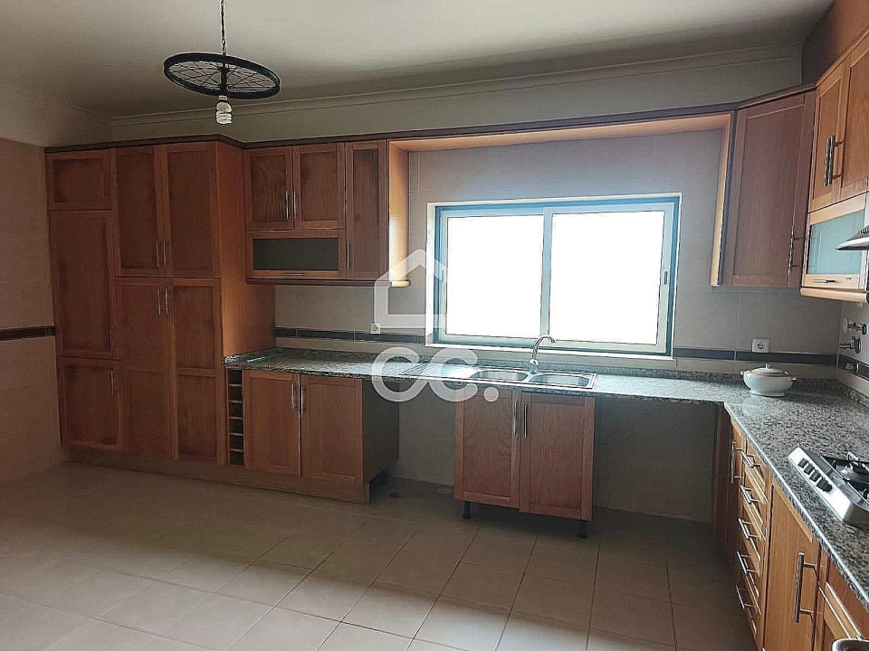 Prédio para Venda em Salvaterra de Magos e Foros de Salvaterra Foto 1