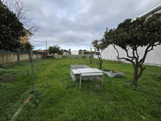 Terreno para Venda em Santo Antonio da Charneca Foto 9