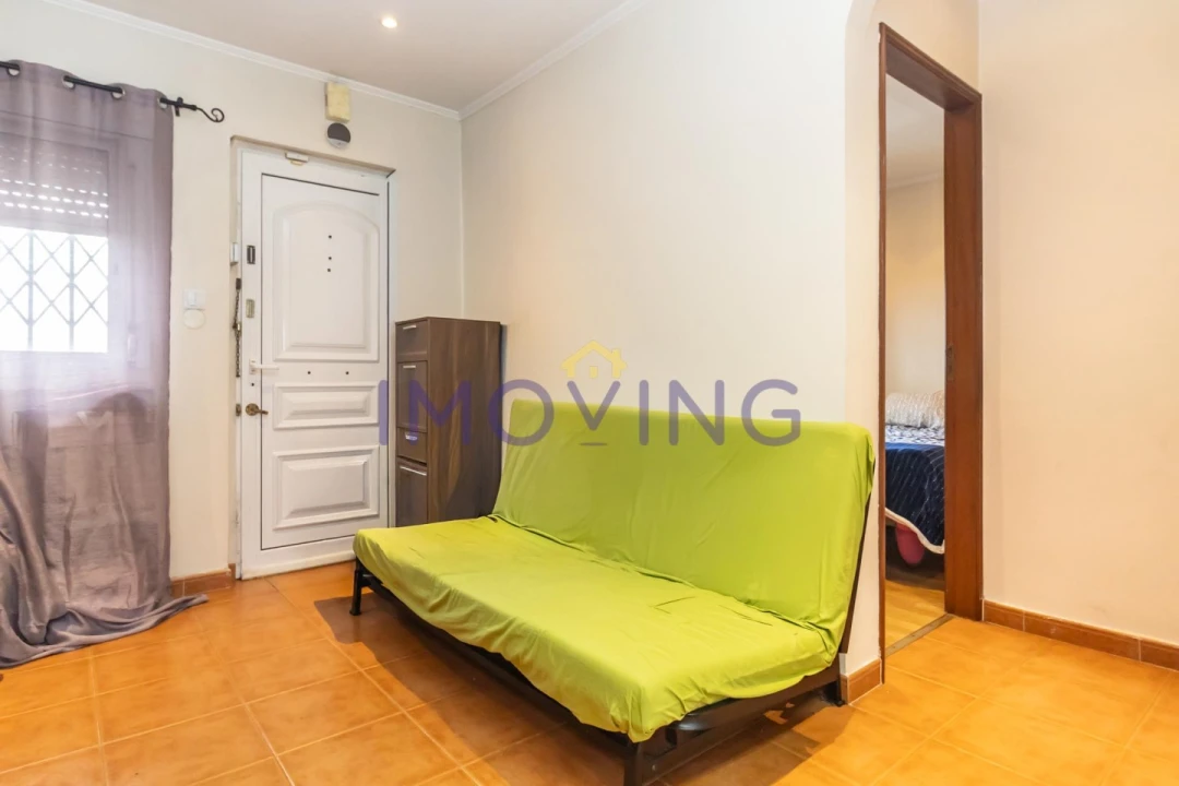 Apartamento T1 para Venda em Pontinha e Famões Foto 8