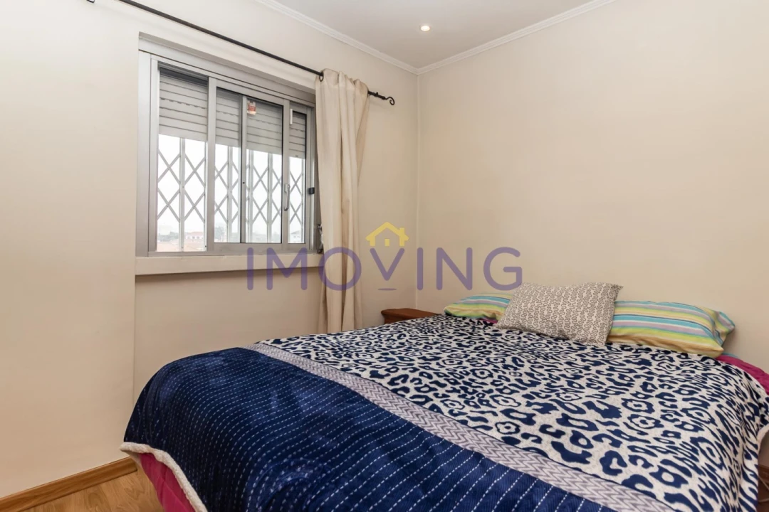 Apartamento T1 para Venda em Pontinha e Famões Foto 12