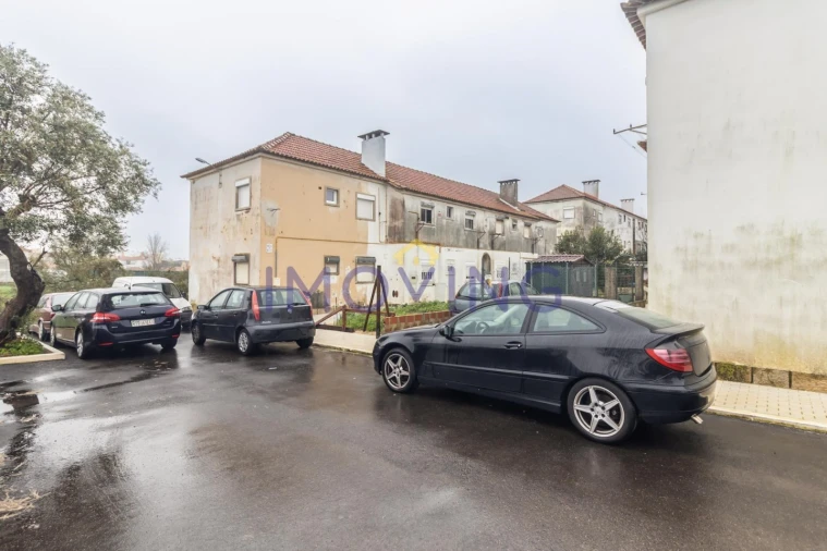 Apartamento T1 para Venda em Pontinha e Famões Foto 21