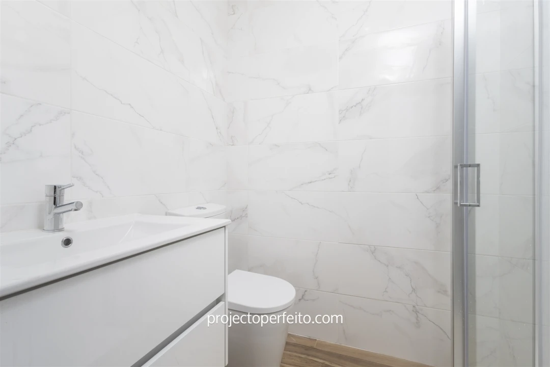 Apartamento T3 para Arrendamento em Espinho Foto 8