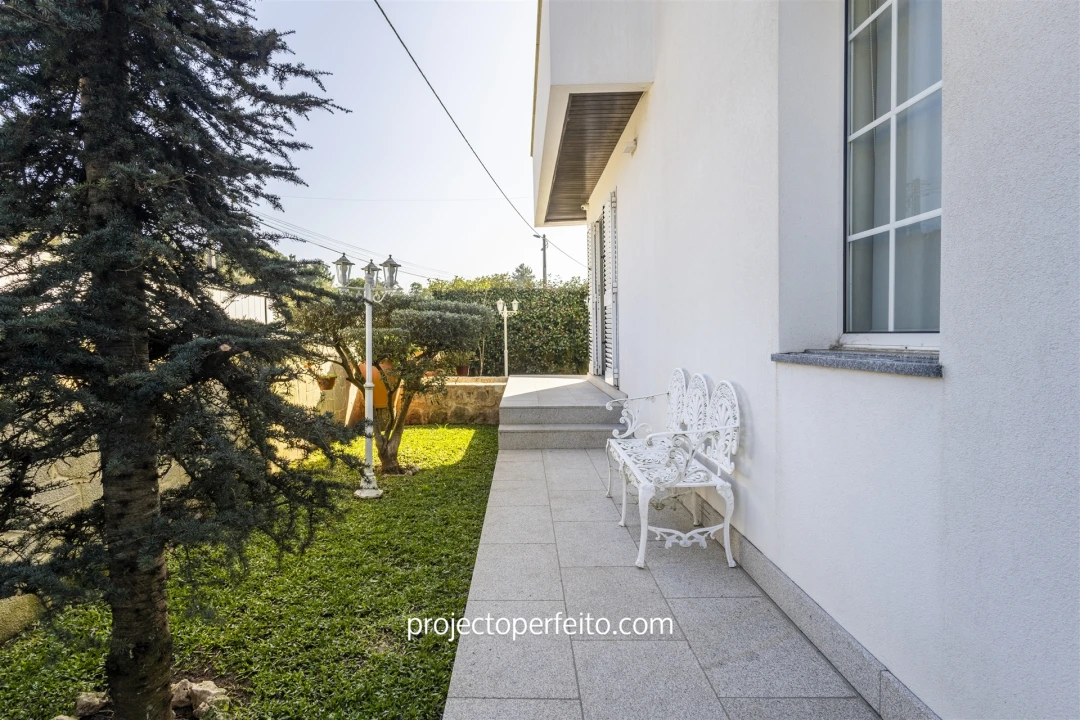 Moradia T4 para Venda em Anta e Guetim Foto 6