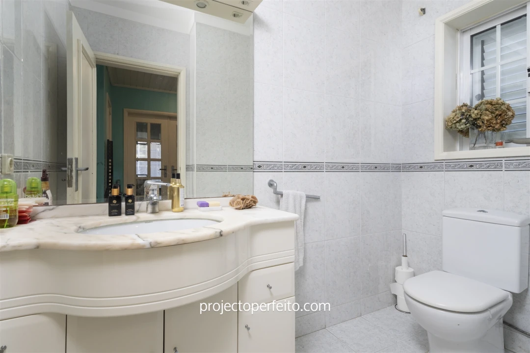 Moradia T4 para Venda em Anta e Guetim Foto 21