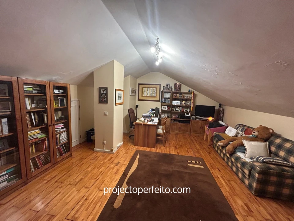 Moradia T4 para Venda em Anta e Guetim Foto 9